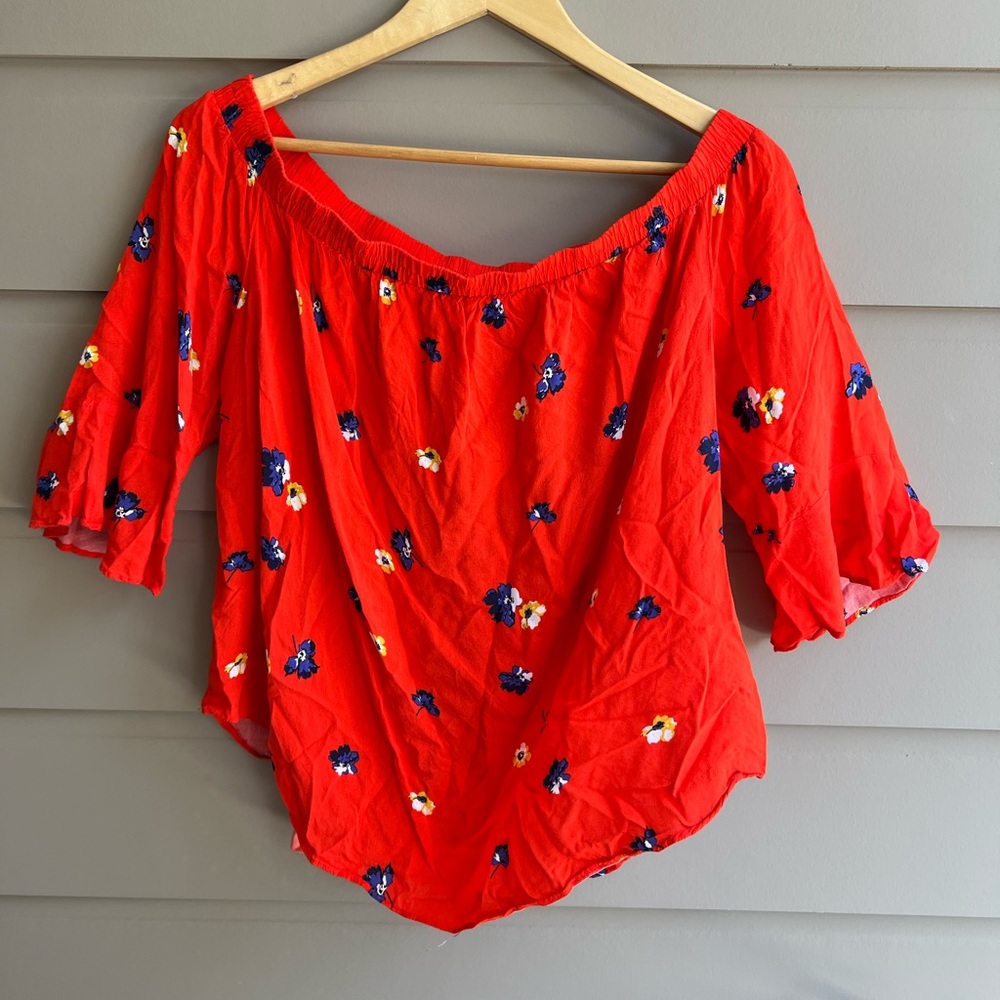 OLD NAVY off shoulder floral top orange color size L